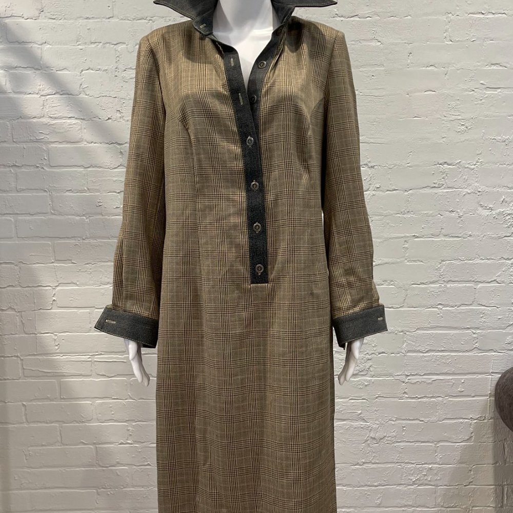 Dress - Picture 6 of 6